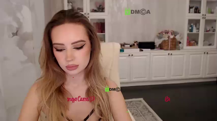 AnnaDaisy1