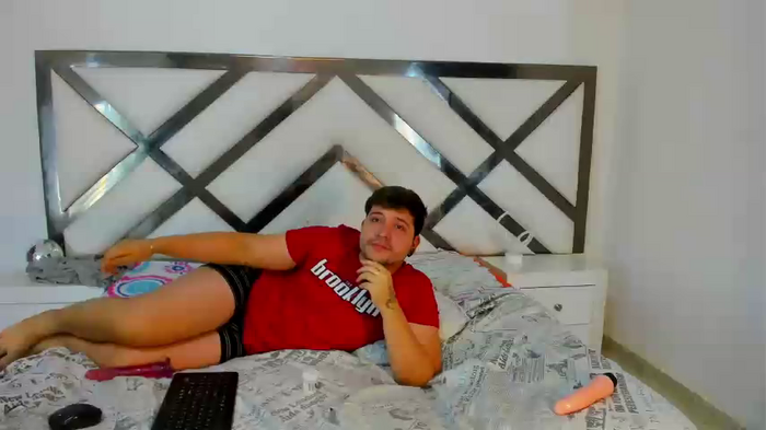 yurifoxyfoxly