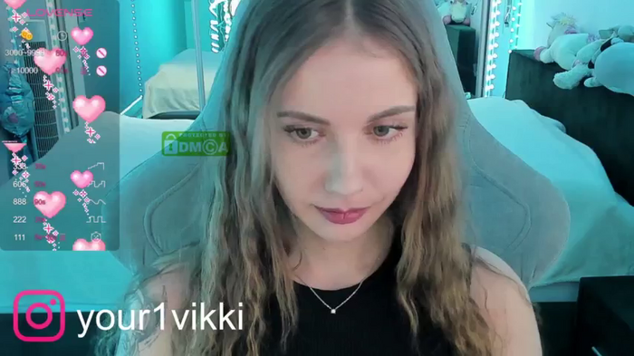 -VikkiL0vesCheese-