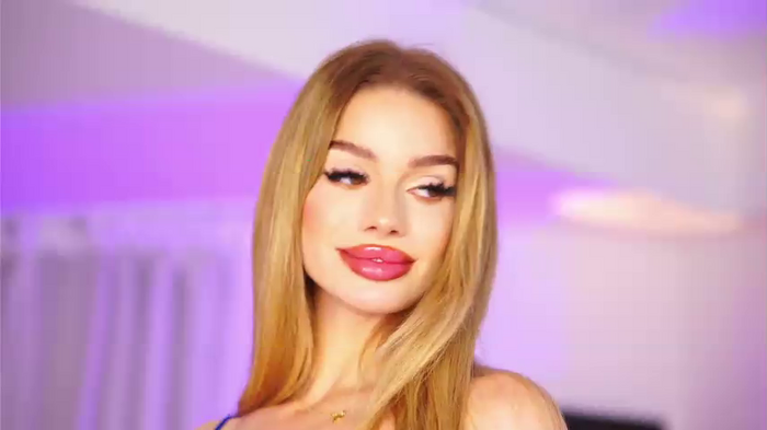 NicoleSarahX