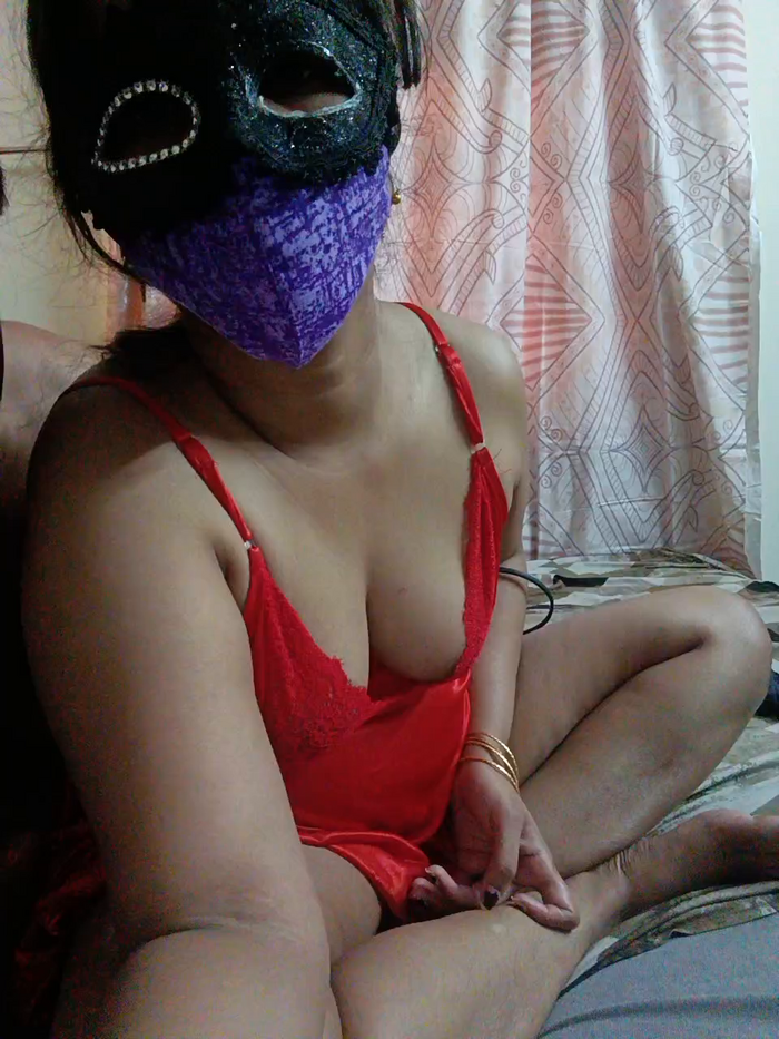Sexy-Indian-Couple
