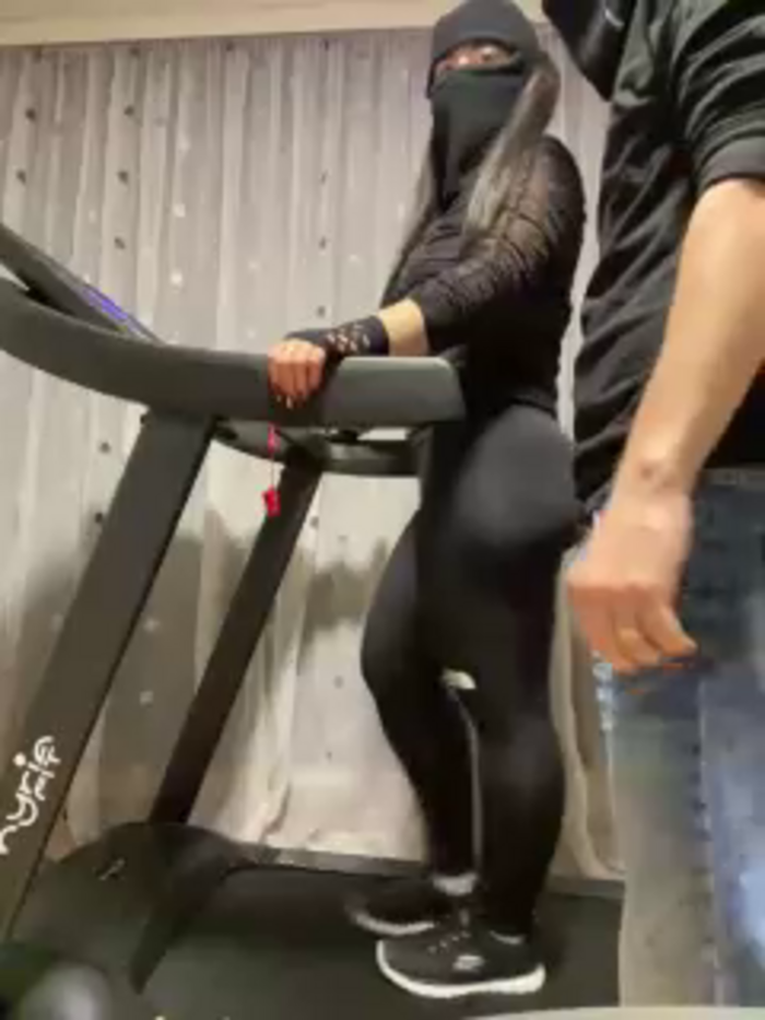 hotcouple857612