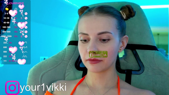 -VikkiL0vesCheese-