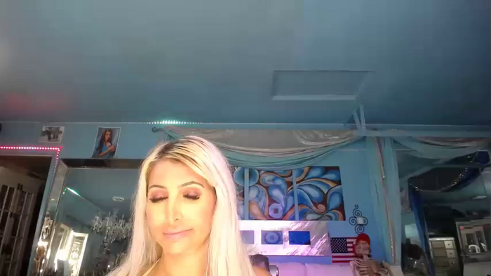 adrianna_fox