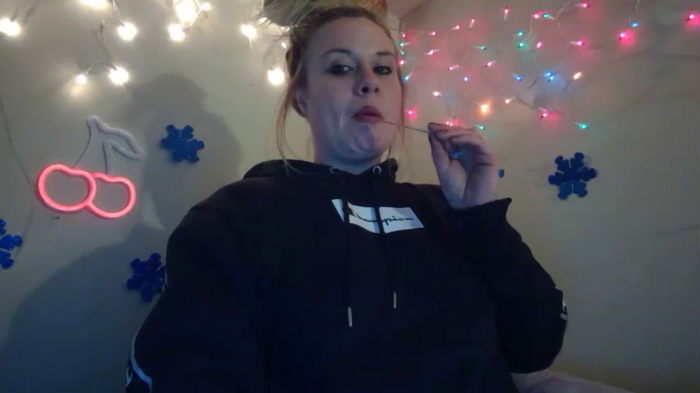 TheGirlfromtheinternet