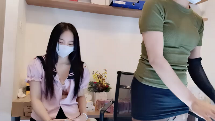 Lena-and-Naky