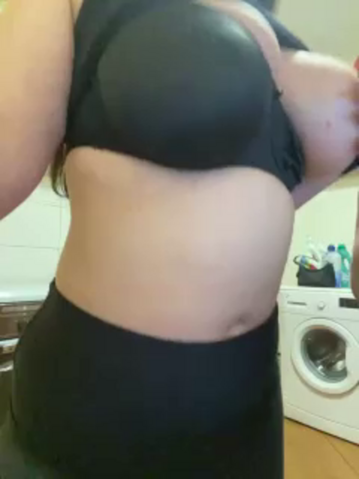 hotcouple857612