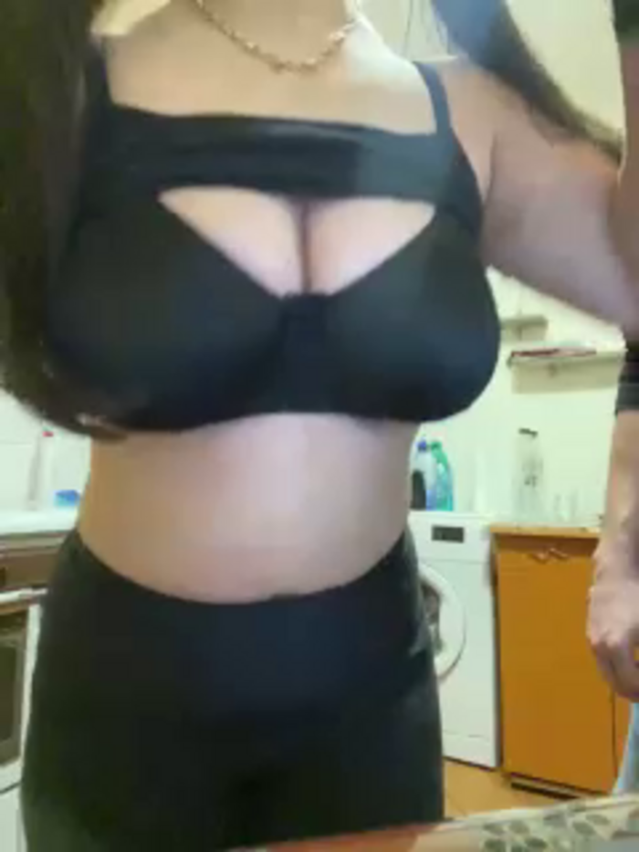 hotcouple857612