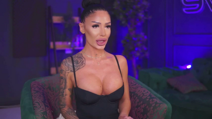 RaquelleVon