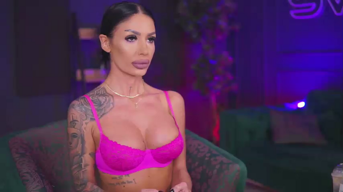 RaquelleVon