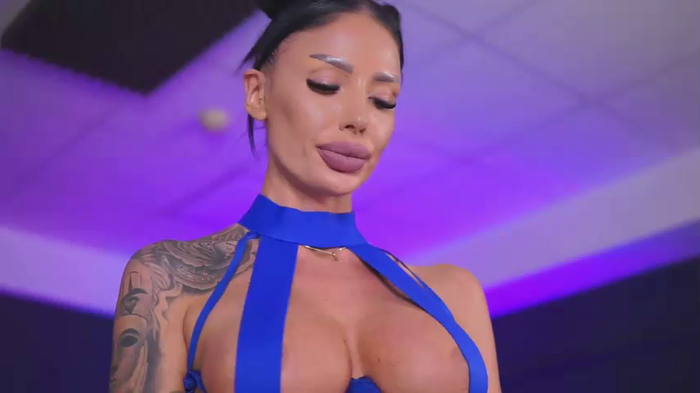 RaquelleVon