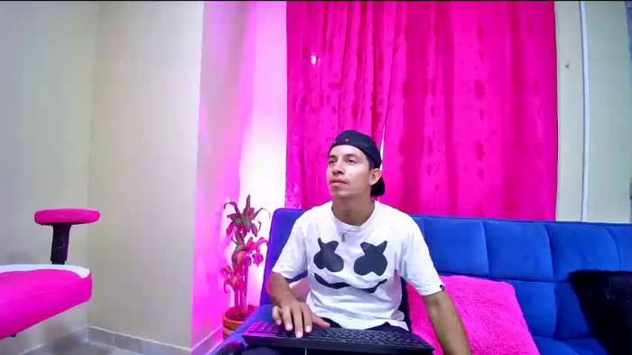 Lucy-Nyux-Maximo
