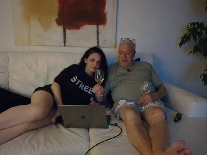 Kinky-Couple-69