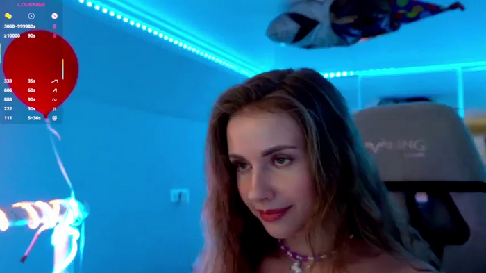 -VikkiL0vesCheese-
