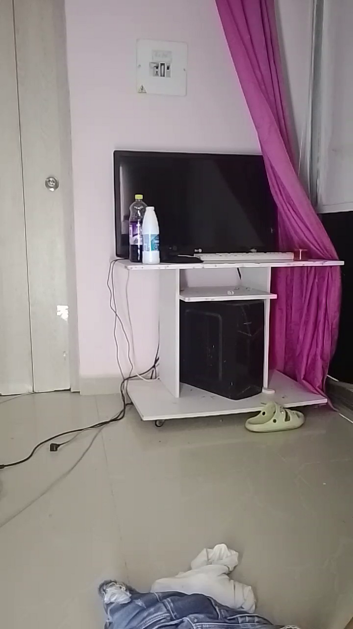 Queen_FullPee