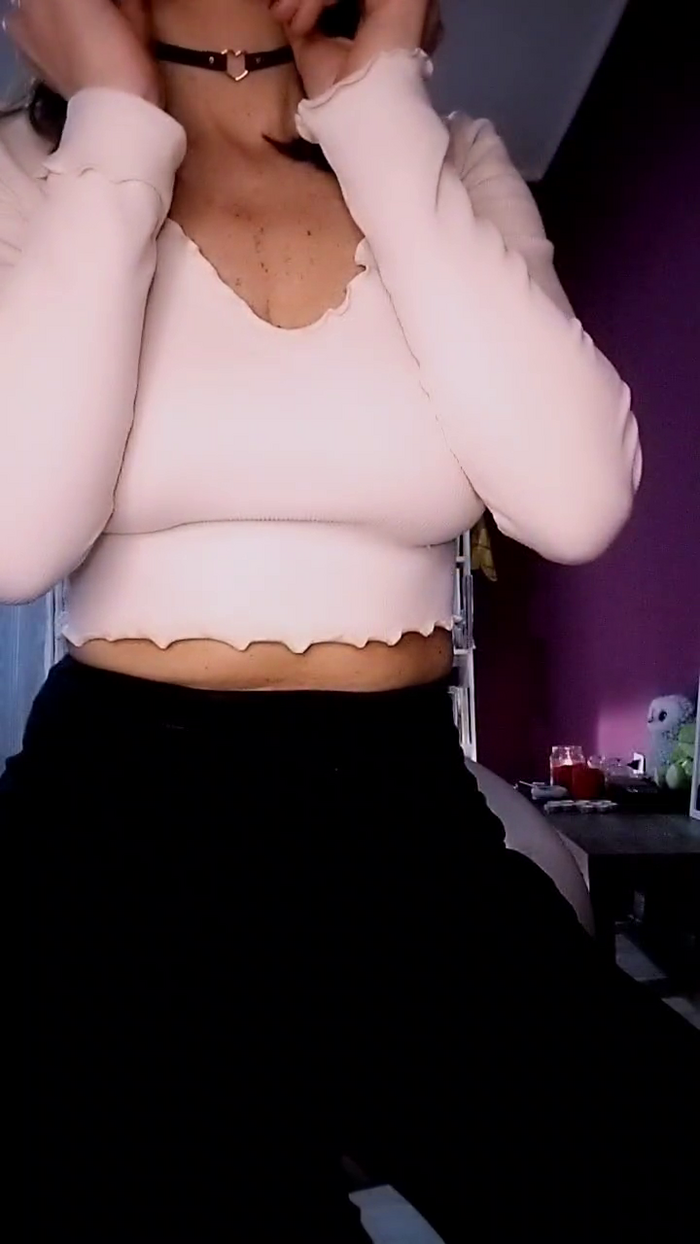 Akemy_room