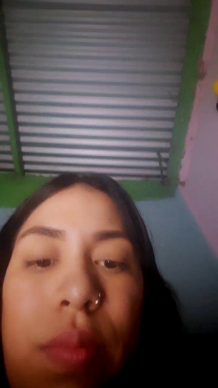 girl_pee