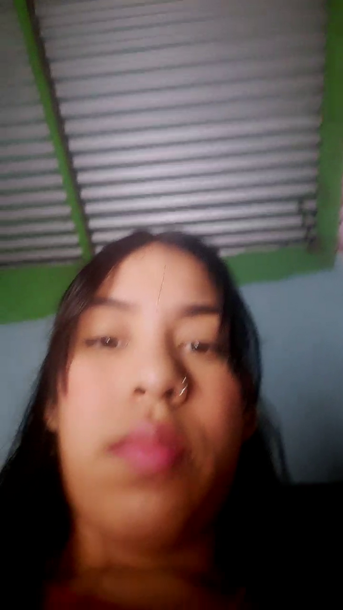 girl_pee
