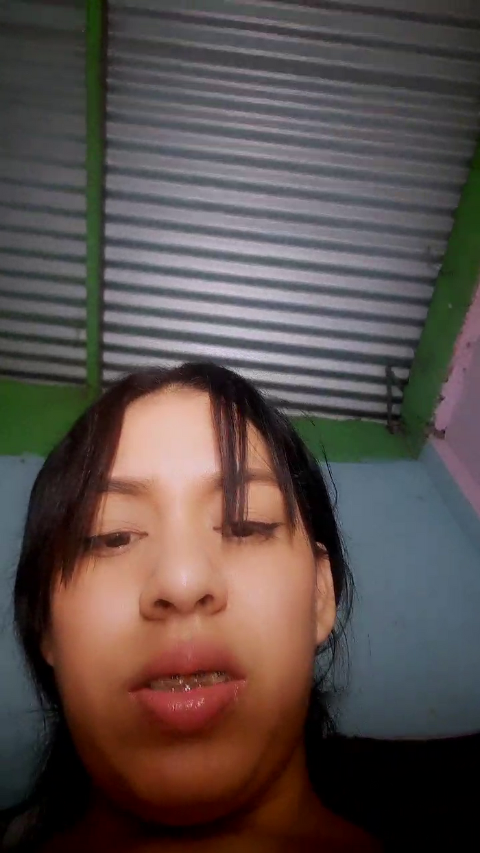 girl_pee