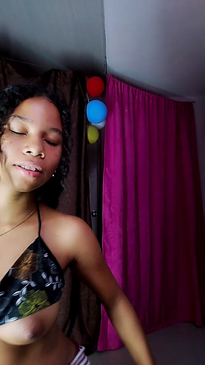 Queen_FullPee
