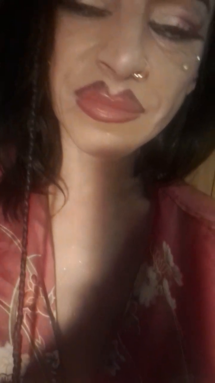 lellamonellahot