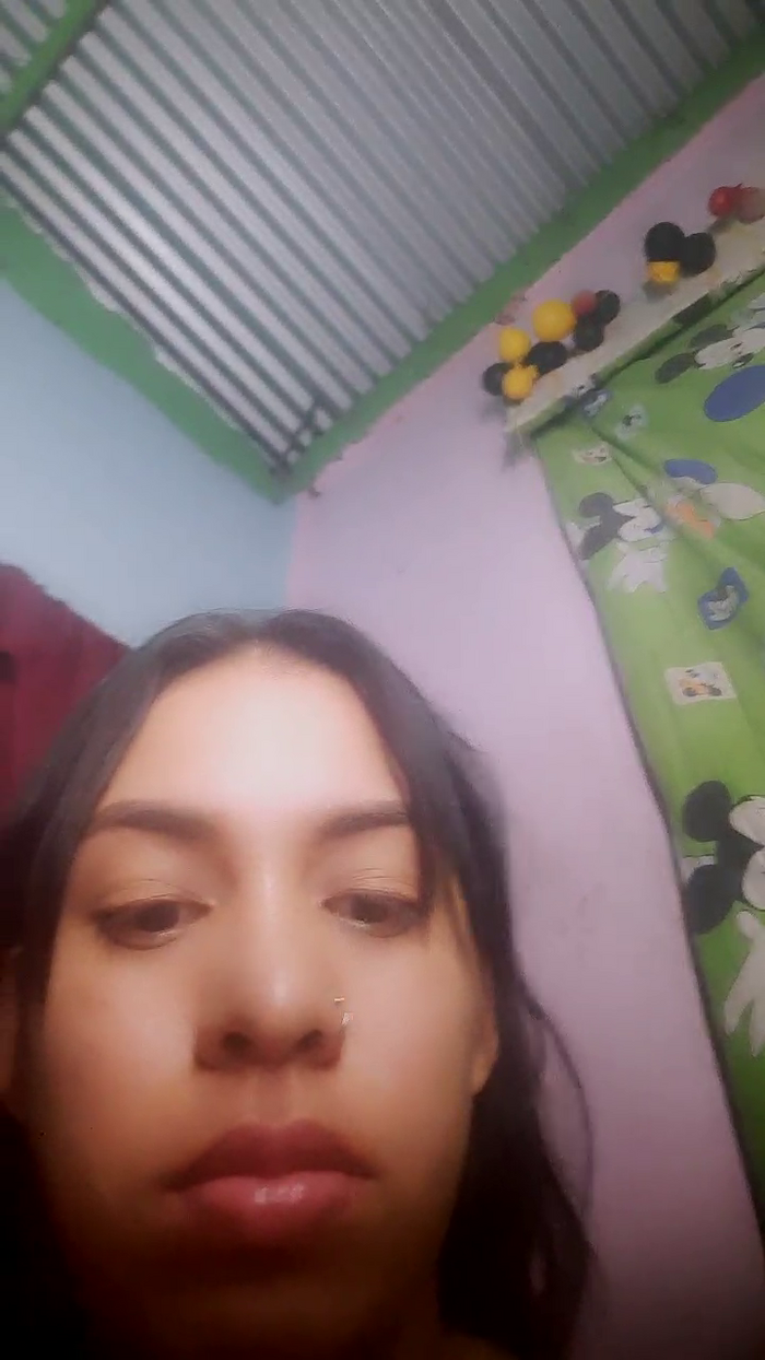 girl_pee