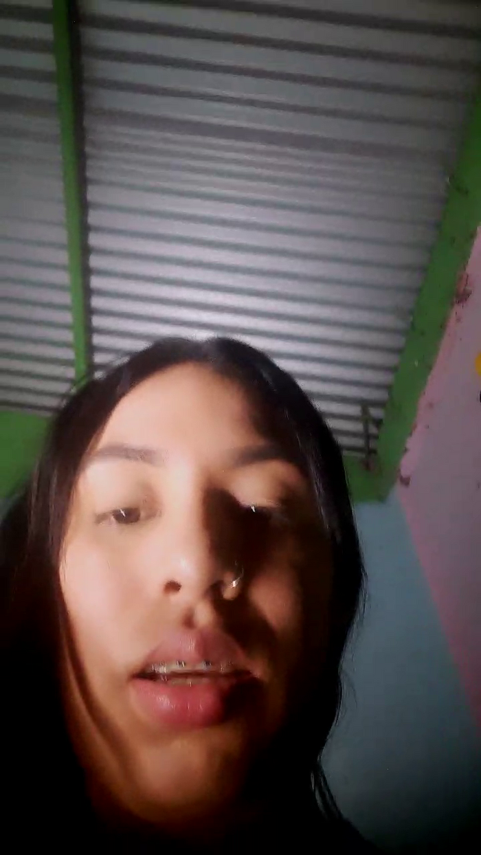 girl_pee