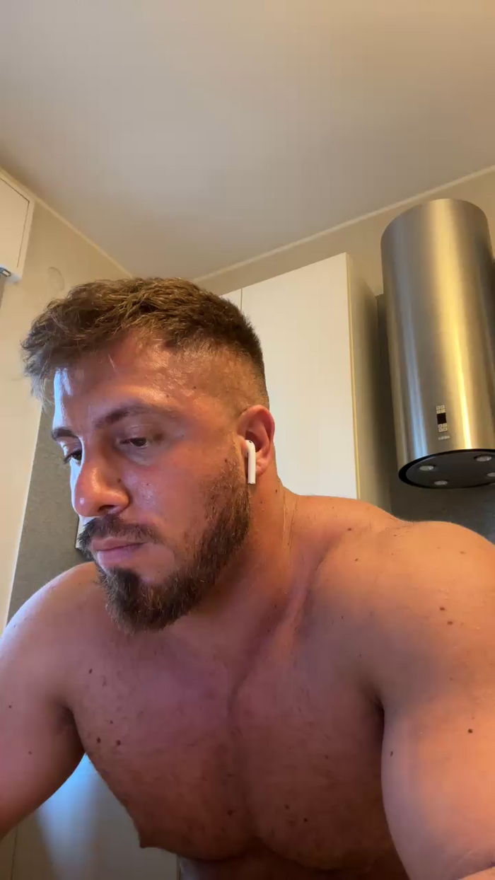 Bigwhitebull