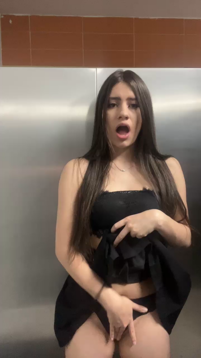 Lauren_44