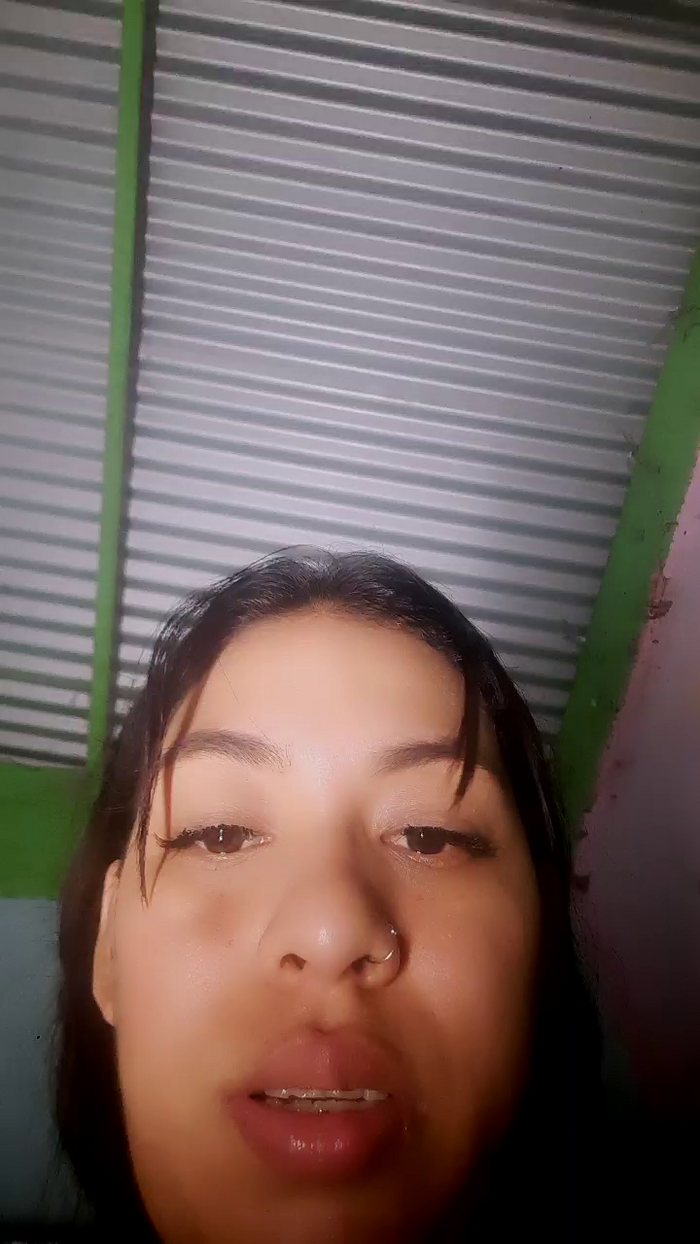 girl_pee