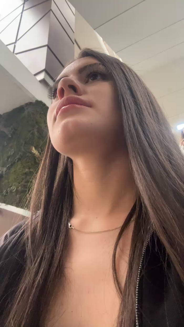 Lauren_44