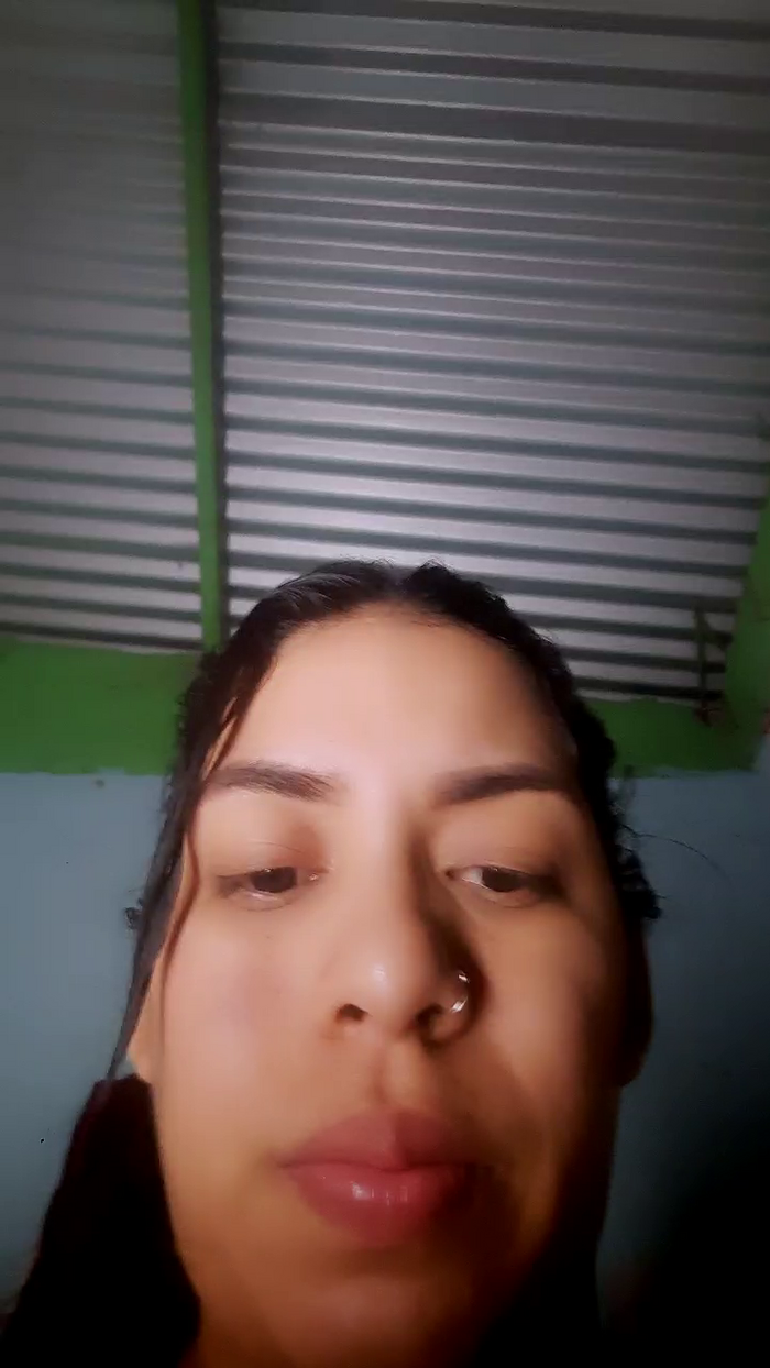 girl_pee