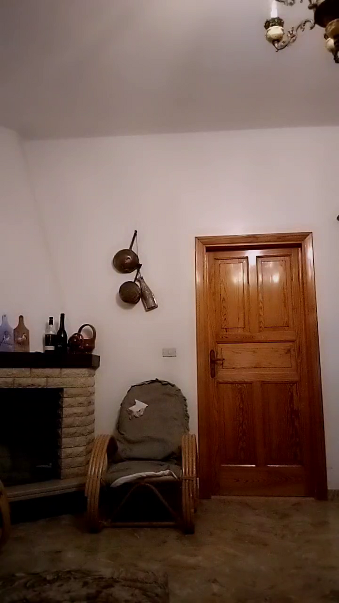 Akemy_room