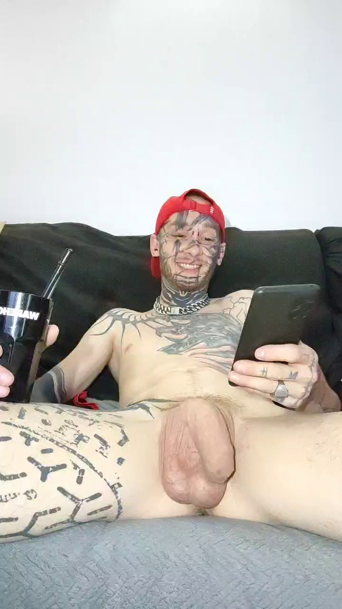 AxlBlackOrganic