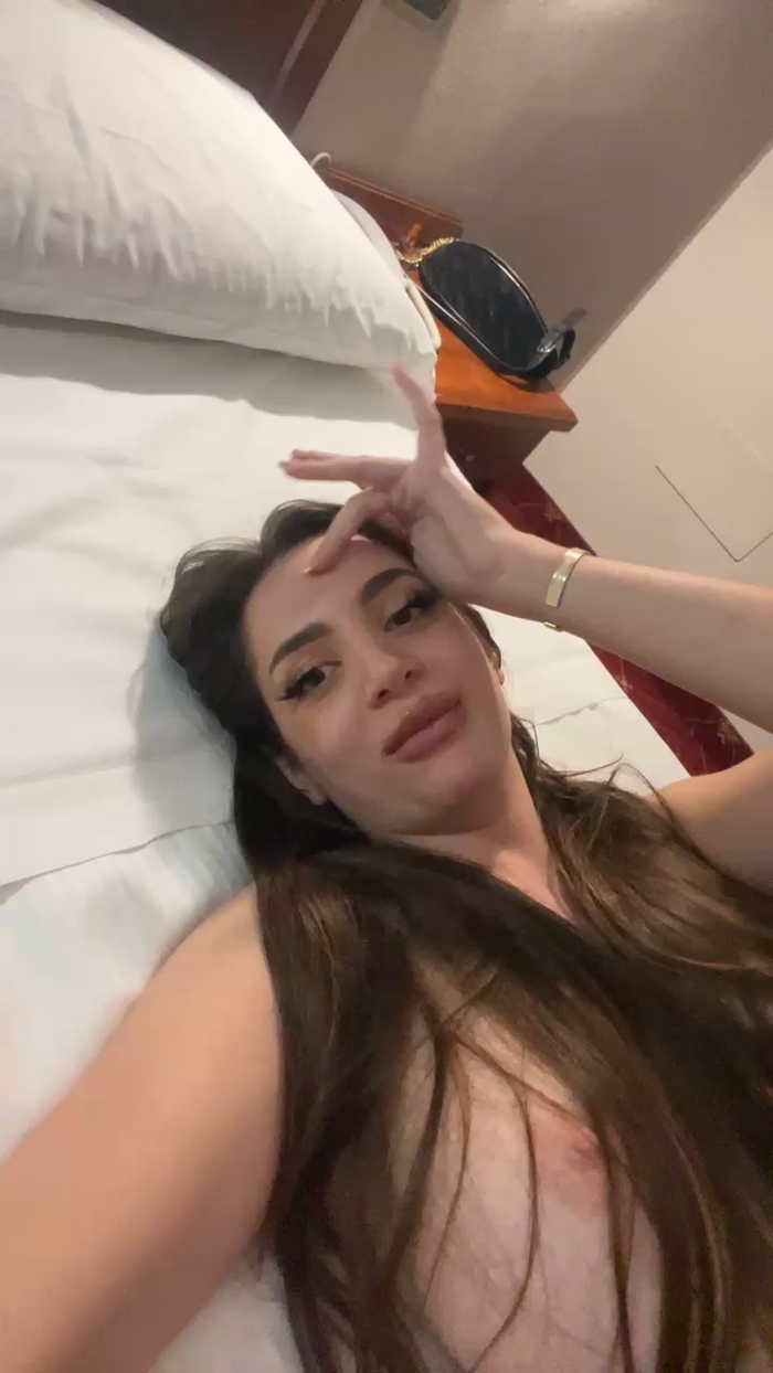 callmeely