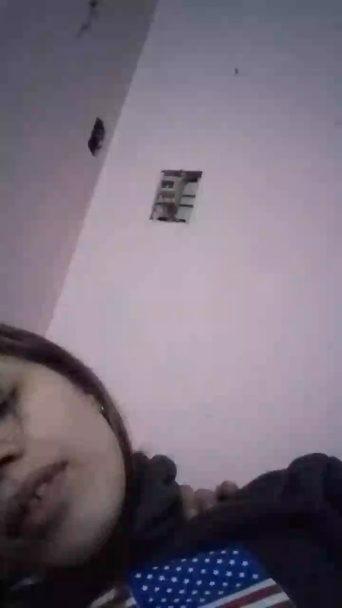 agushot4