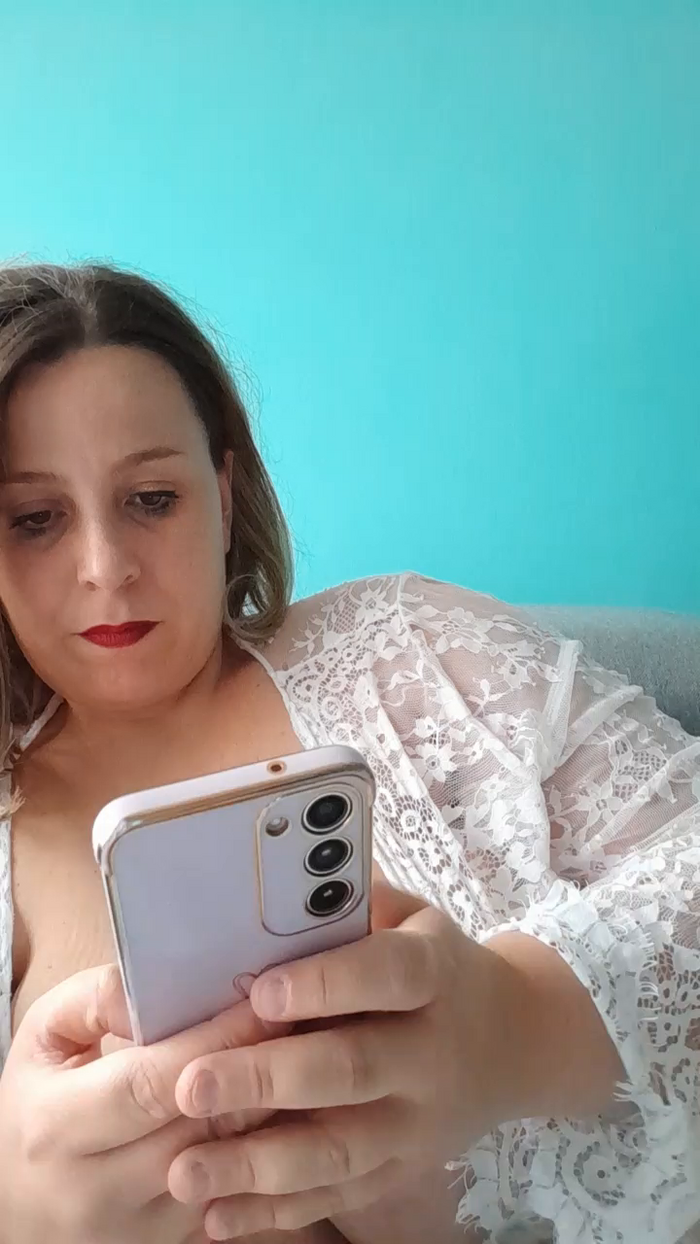 emma96_hot