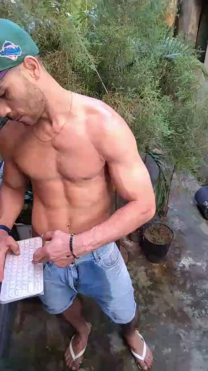 Sexylatinogay