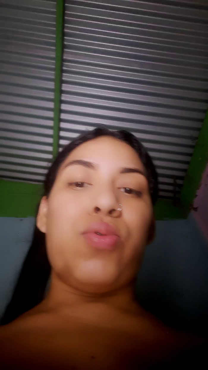 girl_pee