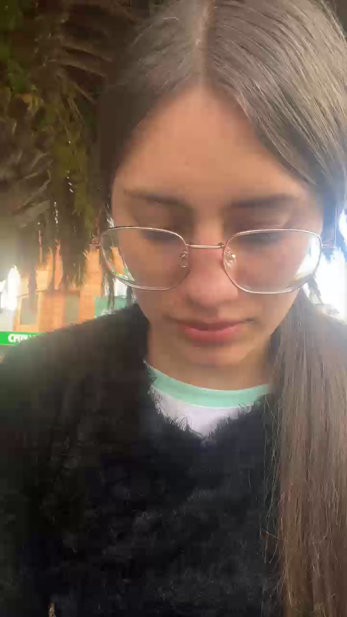 Lauren_44