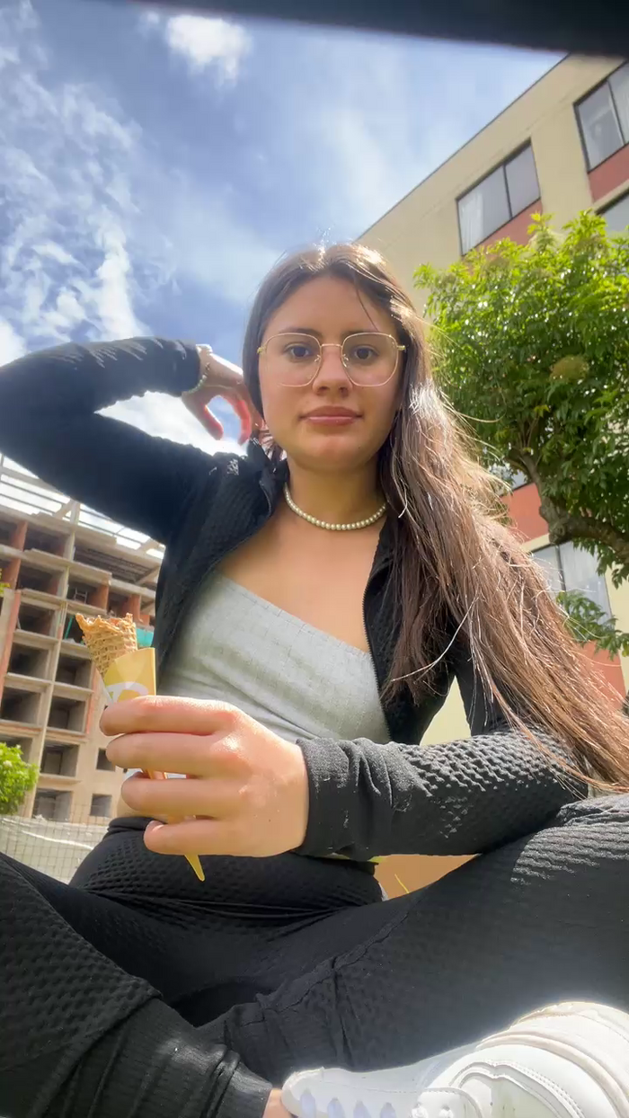 Lauren_44
