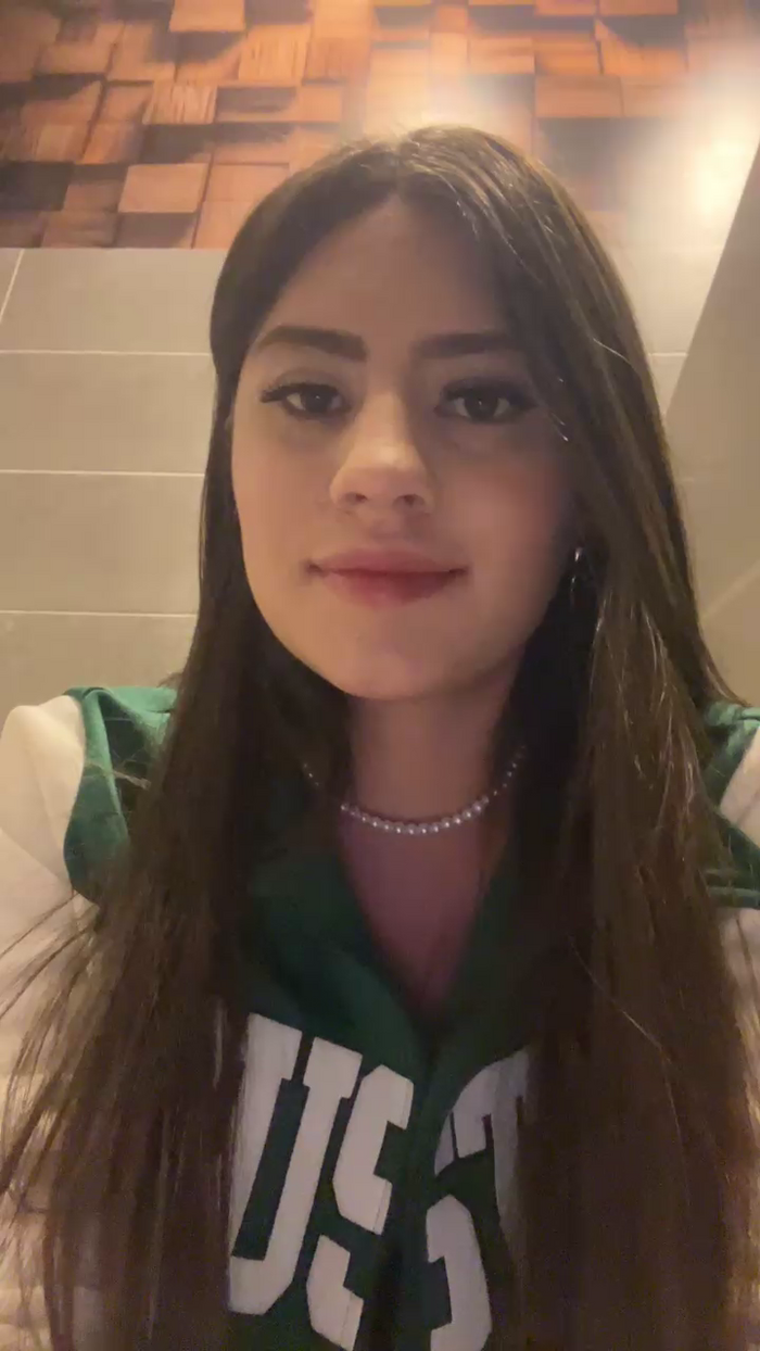 Lauren_44