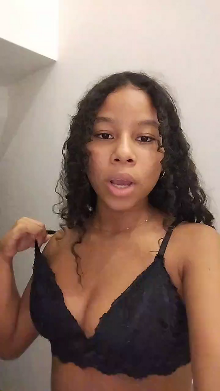 Queen_FullPee