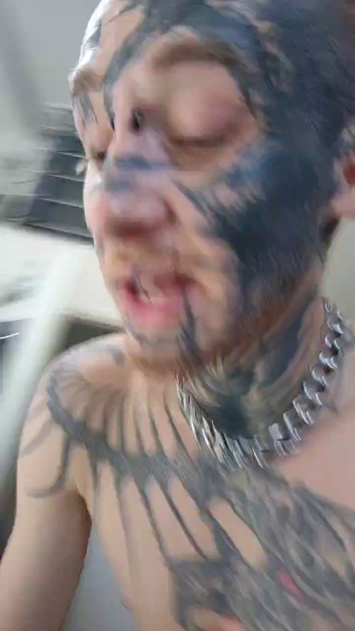 AxlBlackOrganic