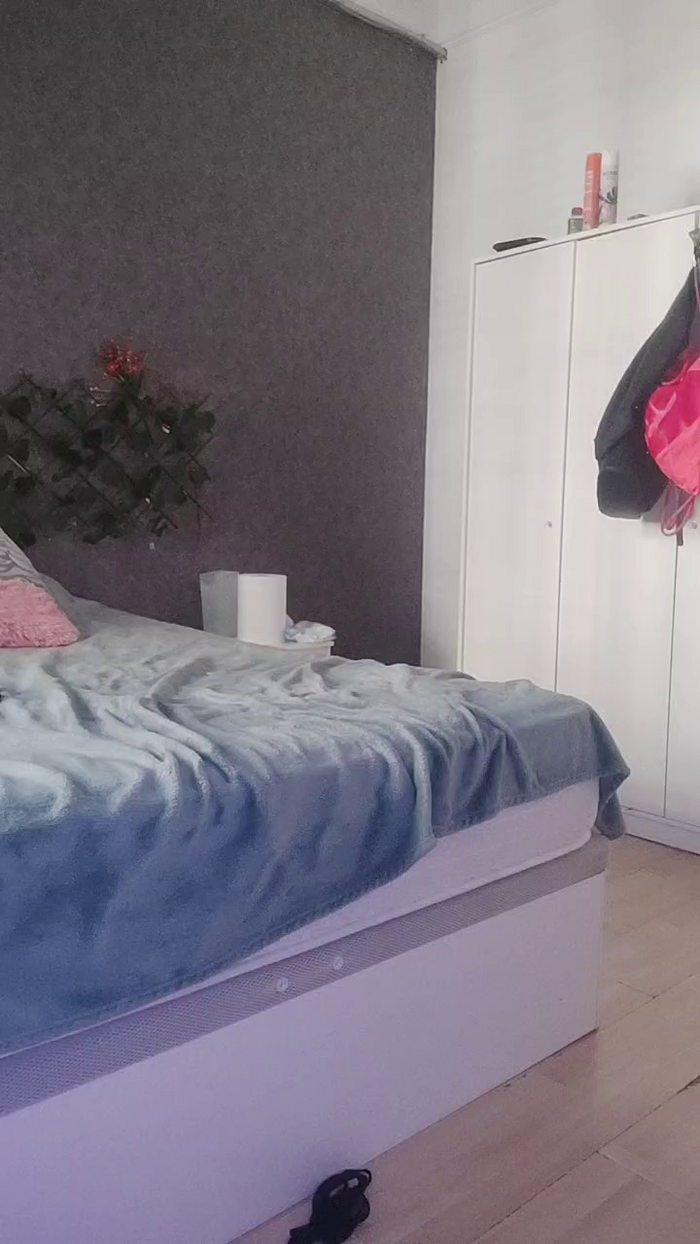 Sara_sub22