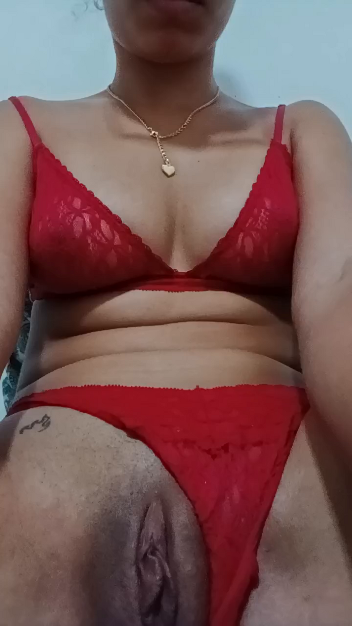 Ashley_Privy