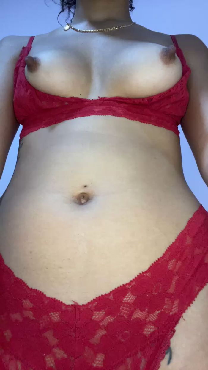 Ashley_Privy