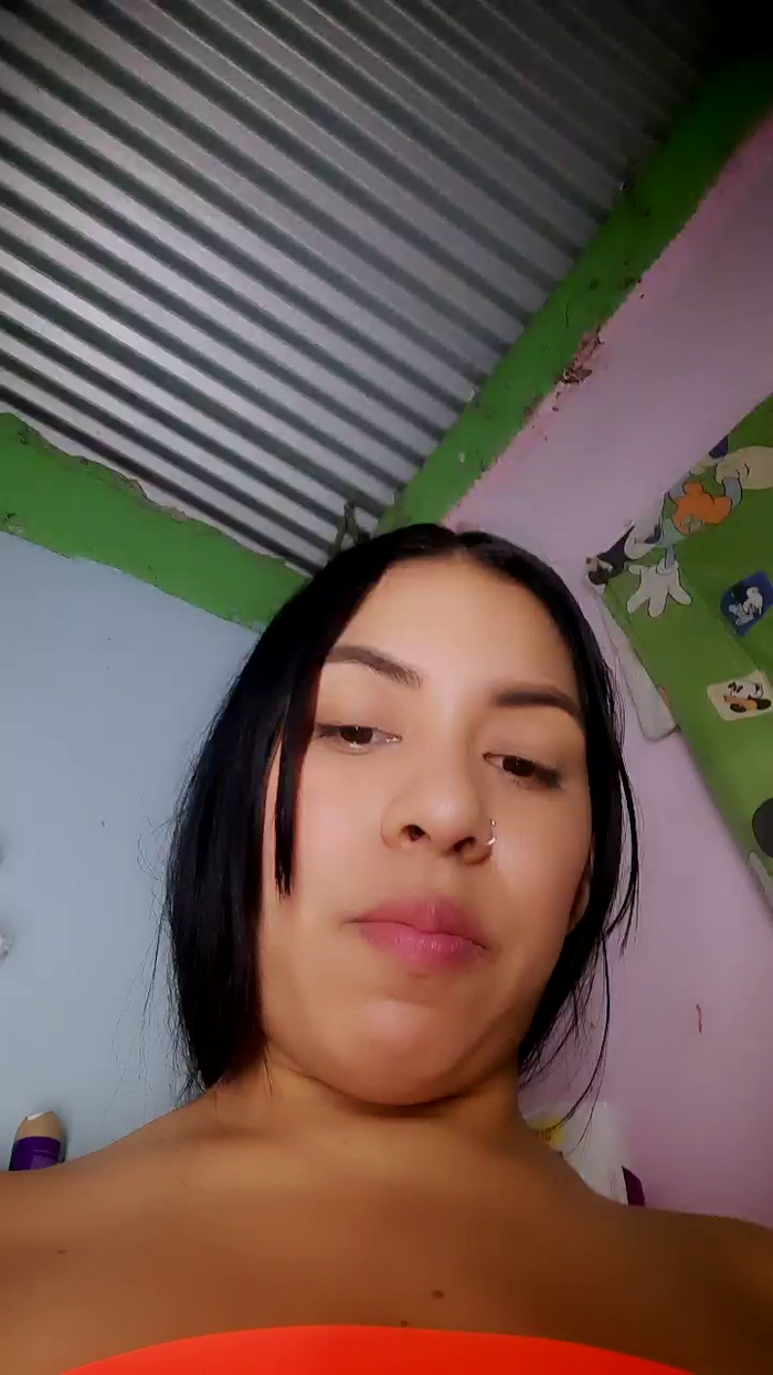 girl_pee
