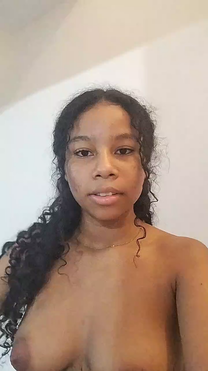 Queen_FullPee