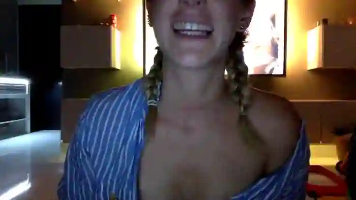 2024/08/08/cam4-tlt83-23-20-42